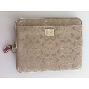 ✨ Authentic Coach iPad Tablet Case